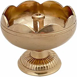 Oil Lamp Hindu Puja Article Diya/Deepak Pure Brass Flower Design set of 1 Brass Table Diya-image-33