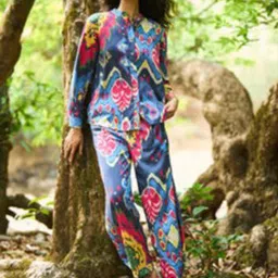 Dash and Dot Ikat Printed Shirt With Trousers Co-Ords image 3