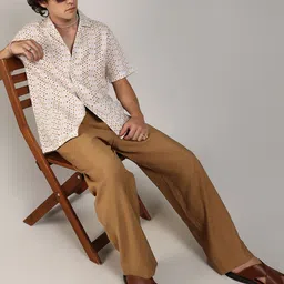 Campus Sutra Men Classic Cuban Collar Solid Polycotton Casual Shirt image 4