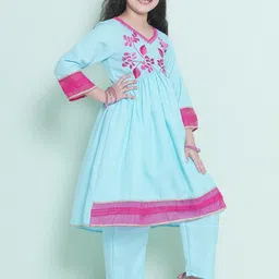 Bitiya by Bhama Girls Ethnic Motifs Embroidered Empire Sequinned Kurta with Trousers & With Dupatta image 3