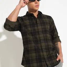 SHOWOFFFF Men Straight Checked Casual Shirt-picture-14