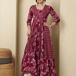 GLAM ROOTS Women Ethnic Motifs Printed Mirror Work Panelled Anarkali Ankle Length Kurta image 3