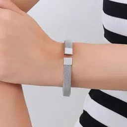 MEENAZ Unisex Oxidised Silver-Plated Cuff Bracelet image 2