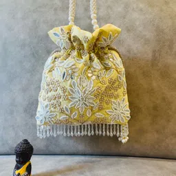 kriti craft Women White Potli-picture-40