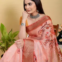 DAATAR Floral Printed Woven Design Saree image 4