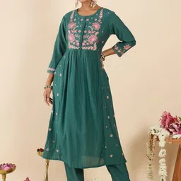 Indo Era Women Floral Embroidered Panelled Thread Work Kurta with Trousers-picture-37