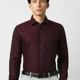 Van Heusen Men Spread Collar Slim Fit Cotton Casual Shirt-picture-38