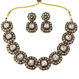 KARATCART Gold-Plated Meena Square Kundan Stone Studded Jewellery Set image 3