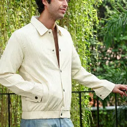 Campus Sutra Men Lightweight Bomber Jacket image 2