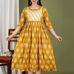 FASHION SWAG Floral Printed Pure Cotton Maternity Fit And Flare Ethnic Dress-picture-32