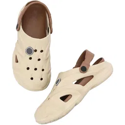 BIRDE Men Clogs image 2