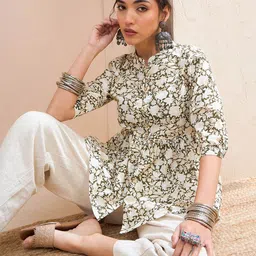 Shae by SASSAFRAS Floral Printed Pure Cotton Pleated Kurti-image-94