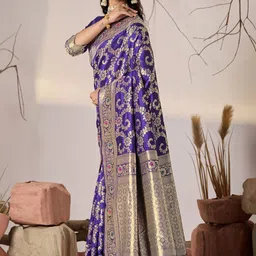 THE HOUSE OF QUALITY Woven Design Zari Silk Blend Handloom Paithani Saree-image-74