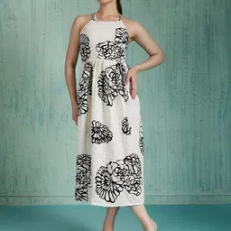 4WRD by Dressberry Women Floral Printed Halter Neck A-Line Midi Dress-picture-30