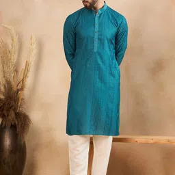 SWAGG INDIA Geometric Embroidered Thread Work Mandarin Collar Straight Kurta image 4