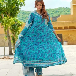 Jaitpuriya Women Floral Printed Angrakha Gotta Patti Pure Cotton Kurta with Trousers & With Dupatta image 2