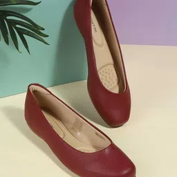 Mochi Women Solid Flats-image-22