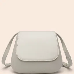 CORSICA Structured Hobo Bag with Fringed-picture-38