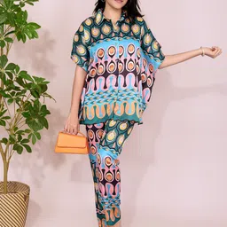 Kaajal by Vidhi Geometric Printed Shirt With Trousers image 5