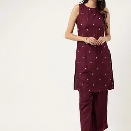aayusika Women Floral Embroidered Regular Thread Work Kurti with Trousers-image-25