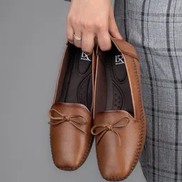 13 Reasons Women Textured Leather Loafers-picture-14