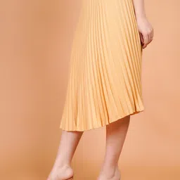 Zionity Pleated A-Line Midi Skirt image 2