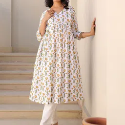Janasya Women Floral Printed Floral Maternity Kurta-picture-37