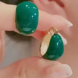 VAGHBHATT Gold-Plated Circular Hoop Earrings image 3