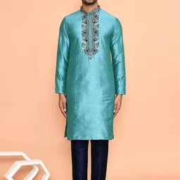 Arihant Rai Sinha Men Ethnic Motifs Embroidered Regular Thread Work Kurta with Trousers image 1