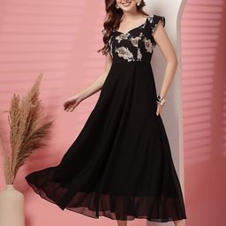 R.Code by The Roadster Life Co. Women Printed Sweetheart Neck Fit & Flare Maxi Dress-picture-28