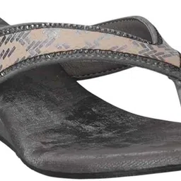 minx Women Wedges Sandal-picture-40