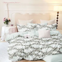 elegant weavers Polyester Double Bed Cover image 1
