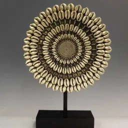 Cowry Shell Resin & Metal Artifact On A Stand (Gold & Black)-image-18