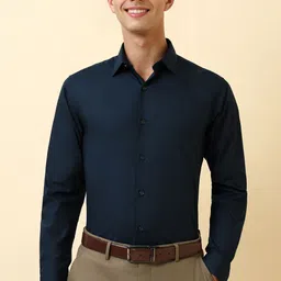 allen solly Men Regular Fit Solid Casual Shirt image 1
