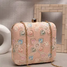 ARTKLIM Embroidered Box Clutch-picture-32