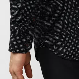 van heusen V Dot Men Black Slim Fit Printed Casual Shirt image 5
