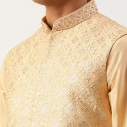 TheEthnic.Co Ethnic Motifs Embroidered Sequinned Nehru Jacket image 4