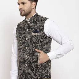 KLOTTHE Men Black & Beige Printed Woven Nehru Jacket image 5