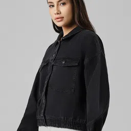Van Heusen Woman Spread Collar Cuffed Hem Pure Cotton Denim Jacket image 3