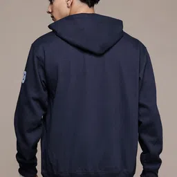 roadster Men Full Sleeve Solid Hooded Sweatshirt image 2