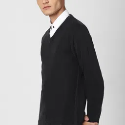 peter england Men Solid Crew Neck Grey Sweater image 5