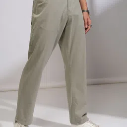 highlander Men Relaxed Green Cotton Blend Trousers image 4