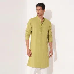 indus route by pantaloons Men Printed Viscose Rayon Straight Kurta-picture-15