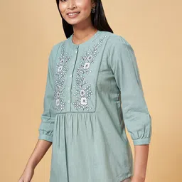 AKKRITI BY PANTALOONS Embroidered Mandarin Collar Cotton Tunic image 4