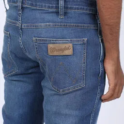wrangler Men Slim Low Rise Blue Jeans image 3