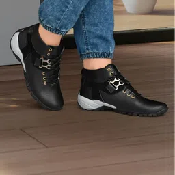 nisho shoes Boots For Men image 1