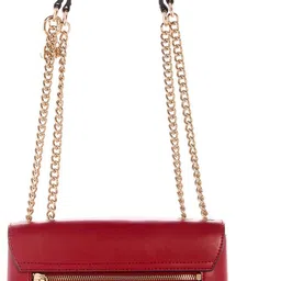 guess Women Red Shoulder Bag image 2