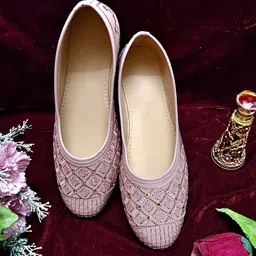 trendy feet Latest new model stylish fancy trendy comfortable stylish wear for ladies Bellies For Women image 4