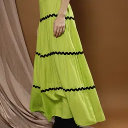athena Women Solid Flared Green Skirt image 2