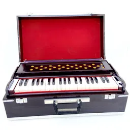 maga mart class sound quality 42 key 2 reed 440 tuned total wood folding harmonium sound quality 42 key 2 reed 440 tuned total wood folding harmonium With Bag 3 1/2 Octave Hand Pumped Harmonium-picture-18